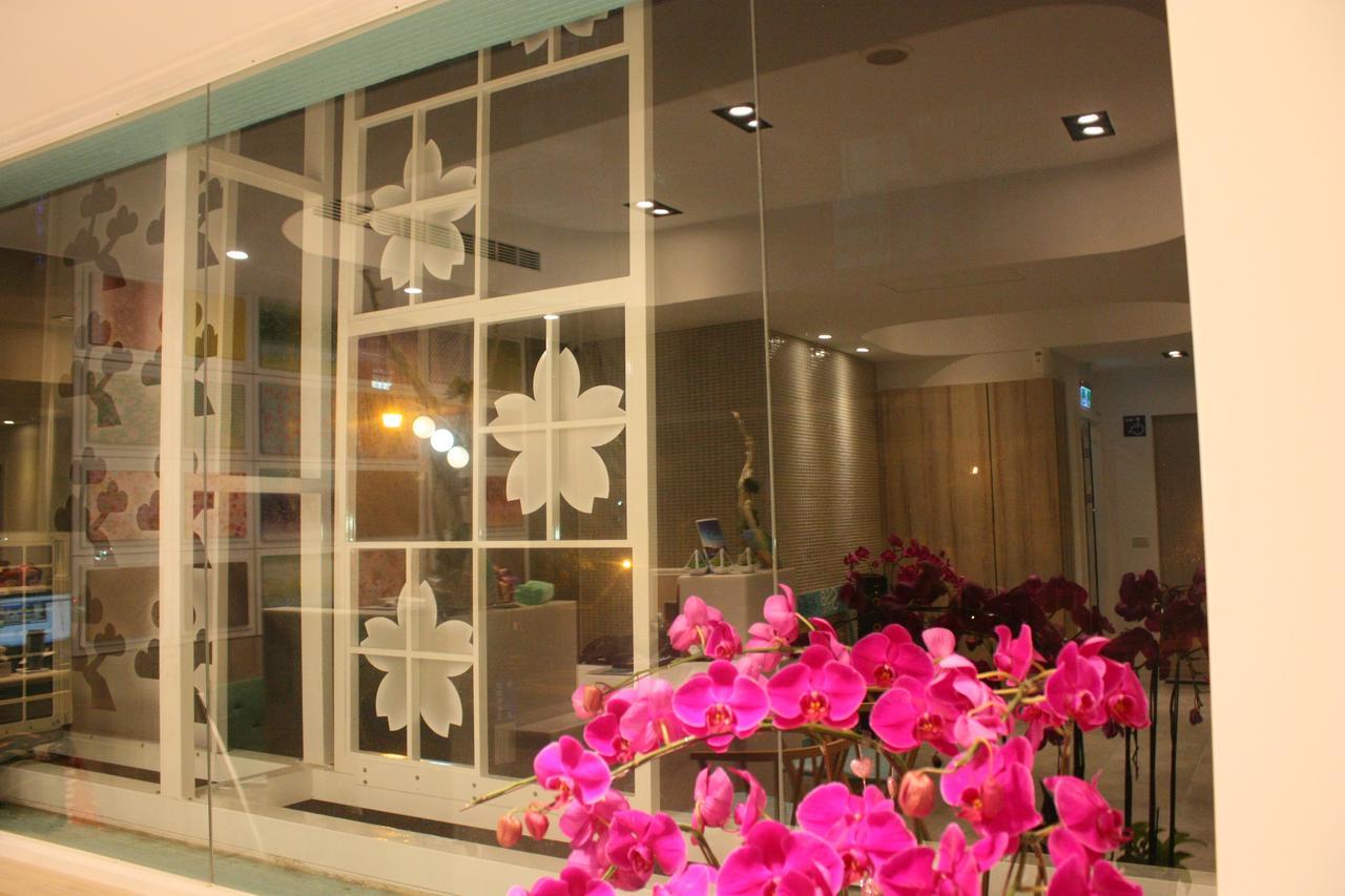 Shin Sei Bashi Hotel Taichung Buitenkant foto