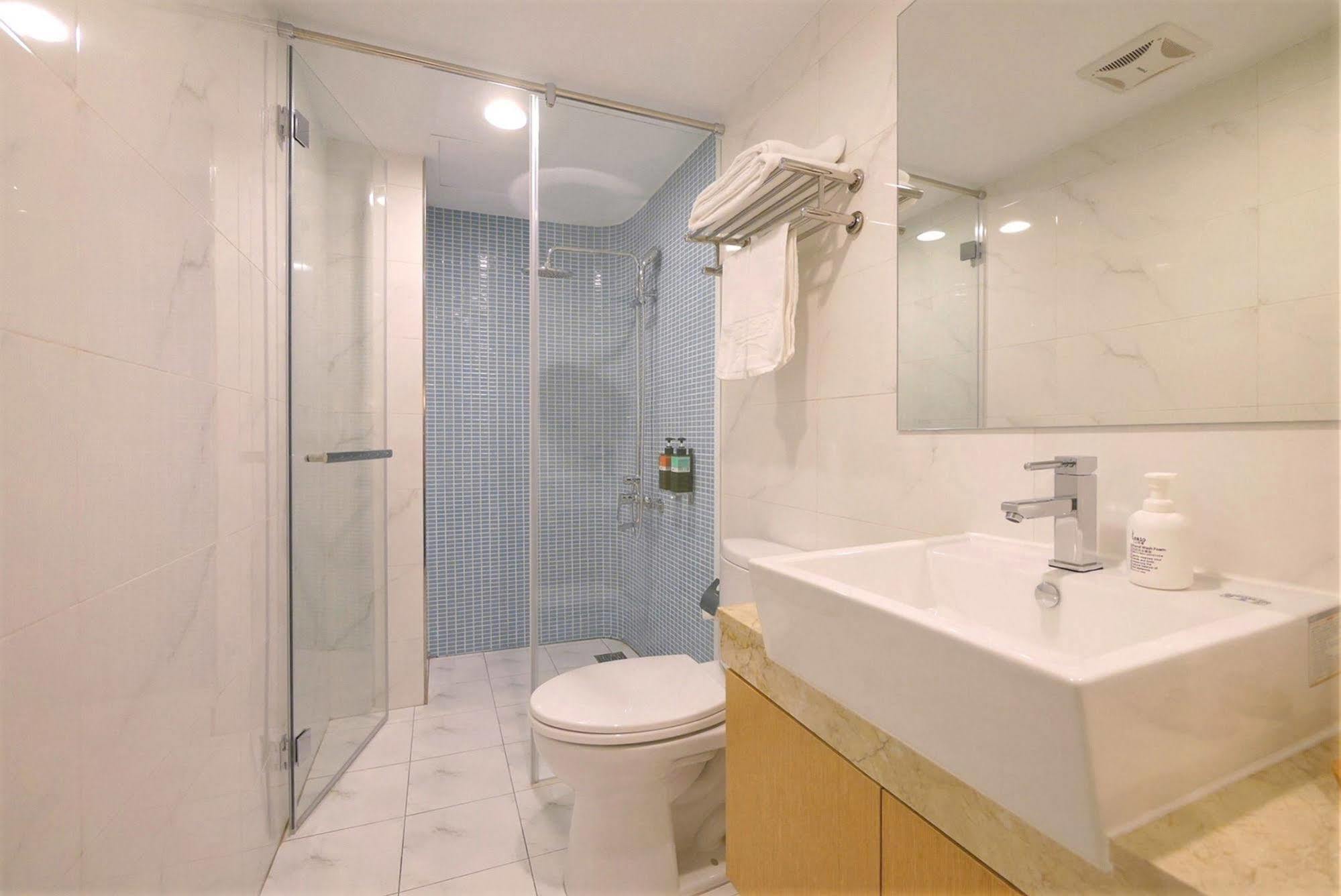 Shin Sei Bashi Hotel Taichung Buitenkant foto