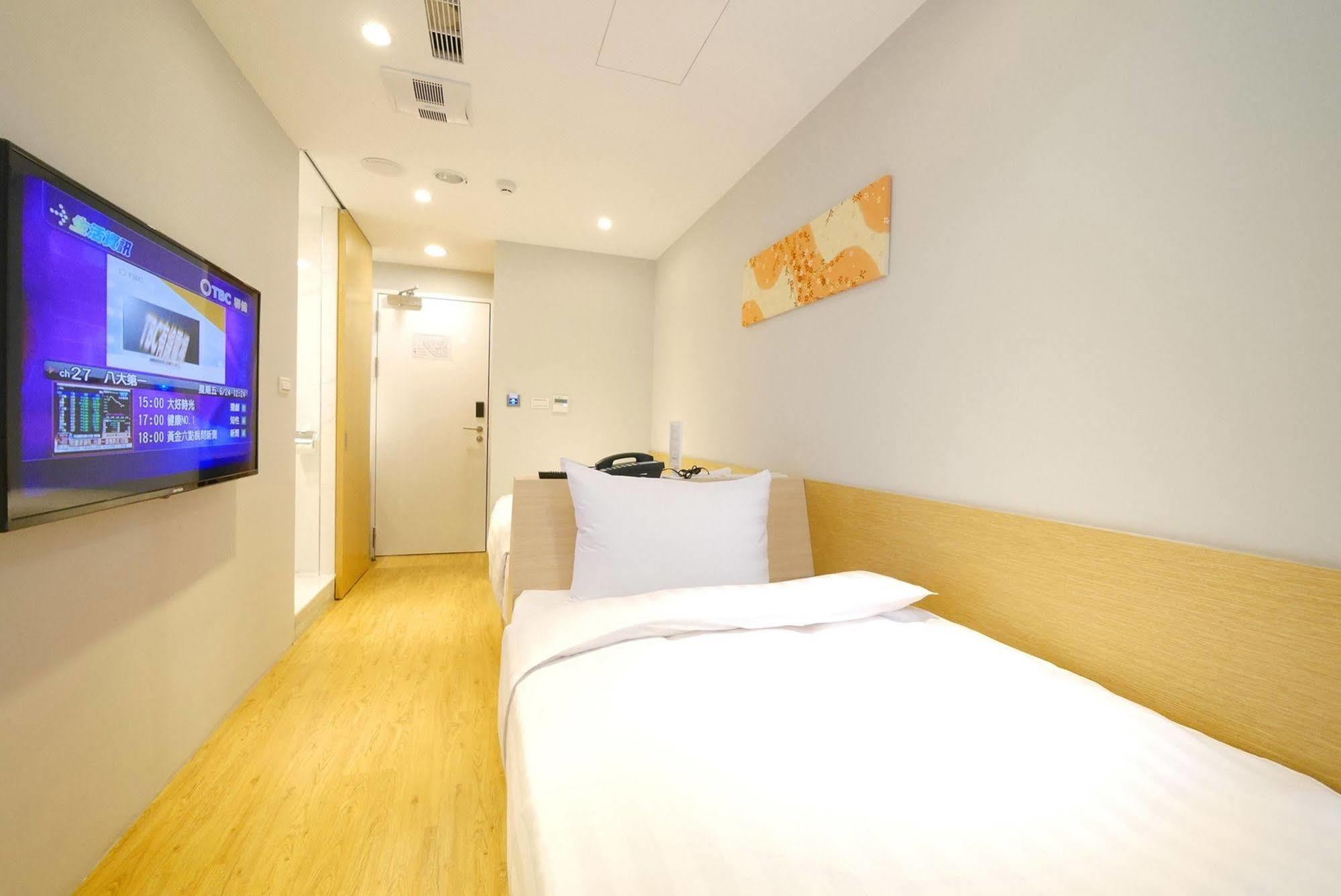 Shin Sei Bashi Hotel Taichung Buitenkant foto
